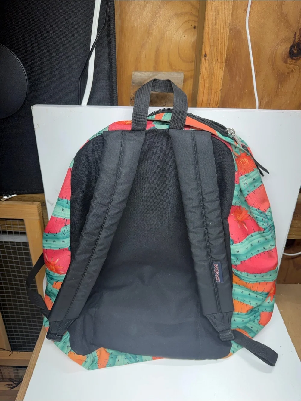jansport backpack desert Right Pack - Durable Daypack with Padded 15" Laptop Sleeve, Spacious Main Compartment & Integrated Water Bottle Pocket and zippered front stash pocket keeps all your gear organized JanSport Right Pack Backpack (Desert
